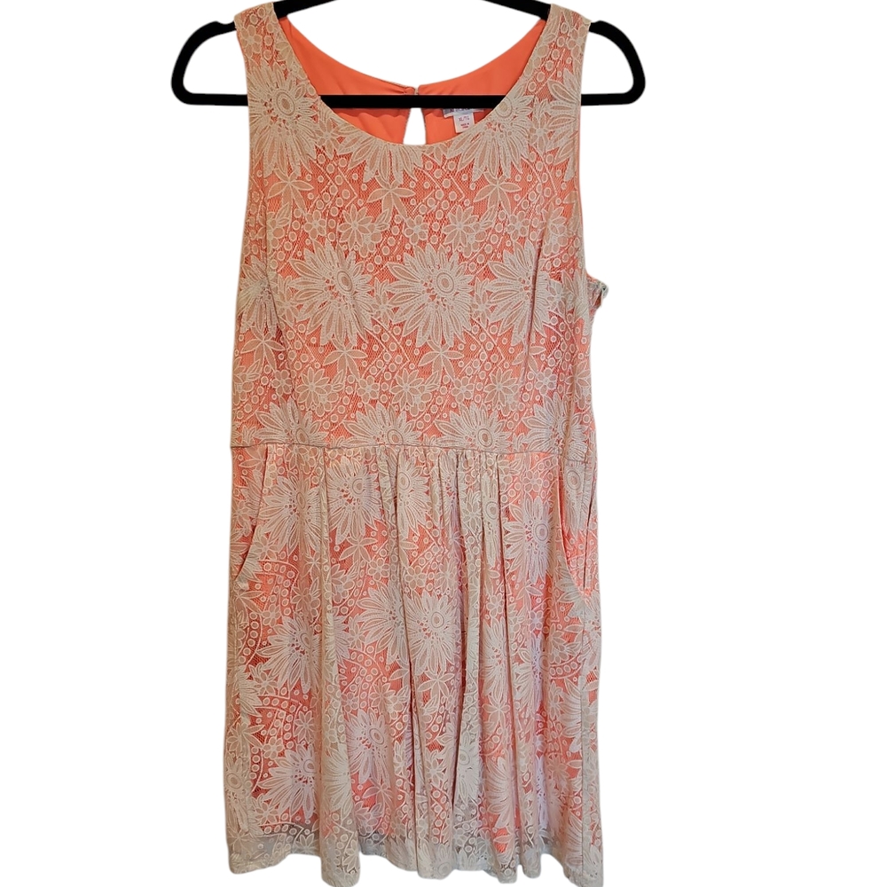 Floral Lace Sleeveless Dress